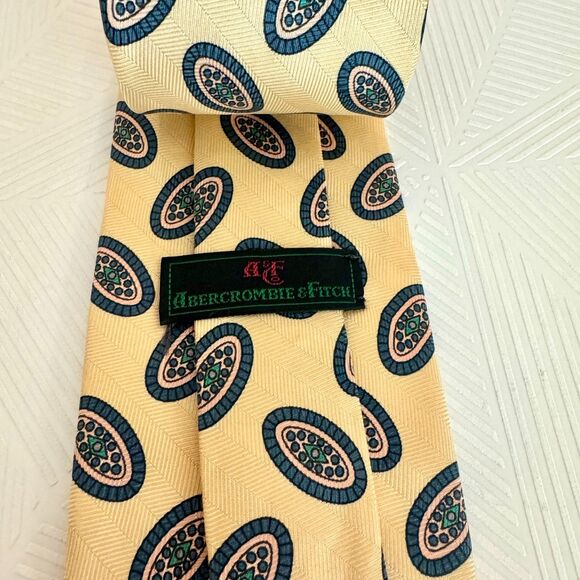 Vintage Abercrombie & Fitch Men’s Patterned Tie 100% Silk Hand Made In USA - Picture 4 of 4